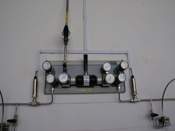 高纯供气系统